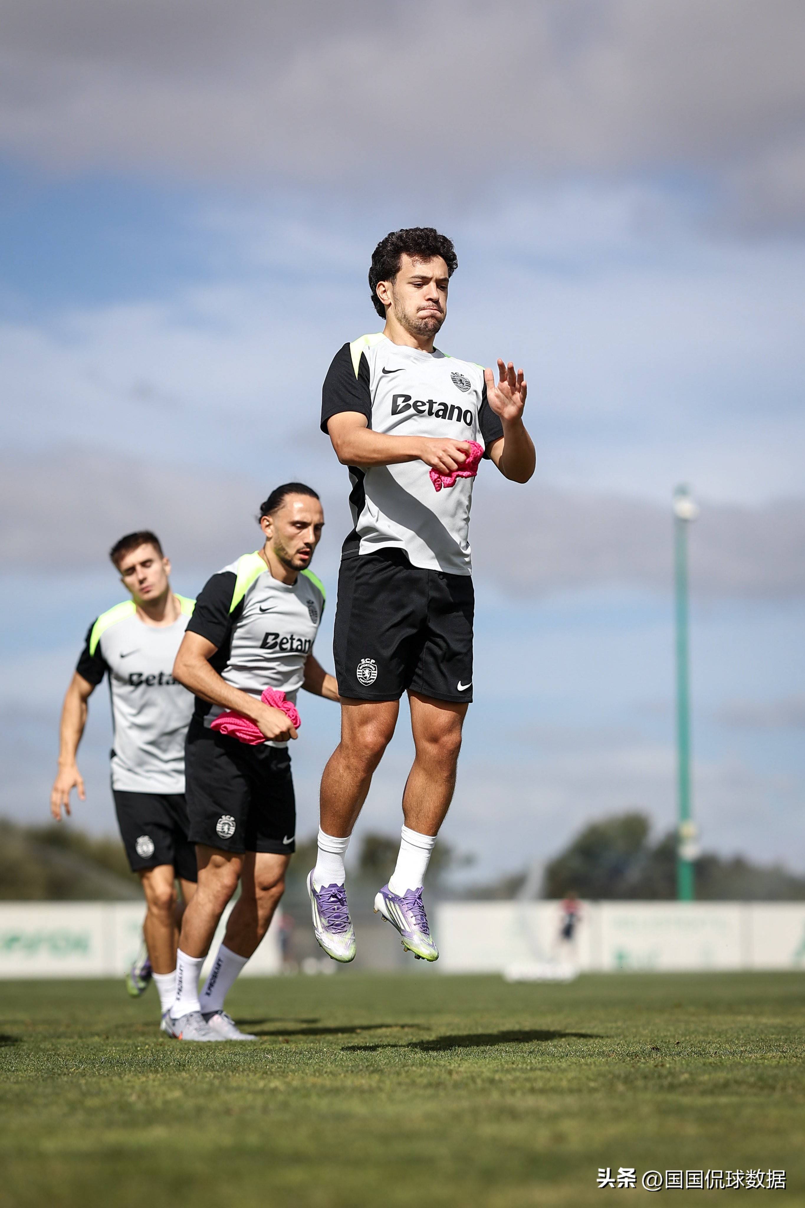 英雄联盟赔率-摩纳哥迎葡超关键赛，今晚绝杀压哨，话题不断，纪律约束更严格的简单介绍