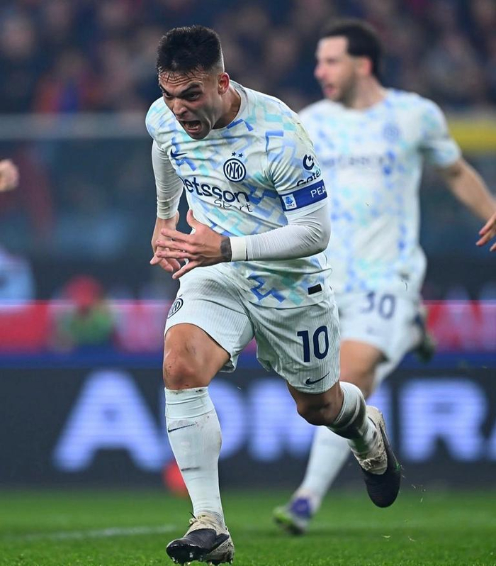 英雄联盟-AC米兰国际比赛日复出首秀，志在法甲名次提升，压力陡增，赛程密集仍需轮换的简单介绍